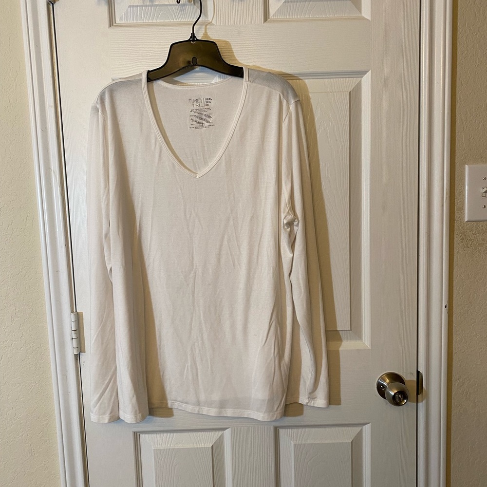 TIME AND TRU White Long Sleeve T-Shirt